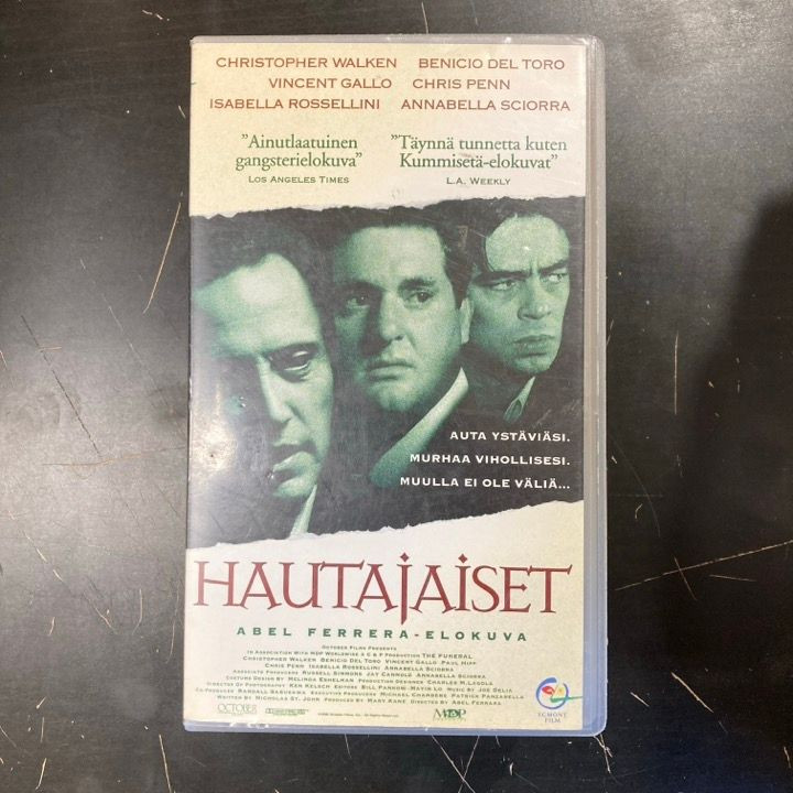 Hautajaiset VHS (VG+/M-) -draama-